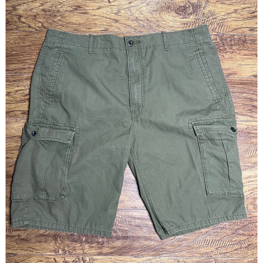 Levis Shorts Mens 38 Green Cargo Utility Hiking Work Skate Grunge Fade Y2K